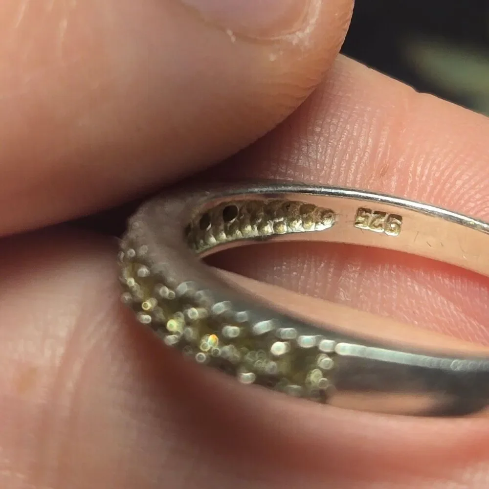 Vintage sterling silver ring sz 8